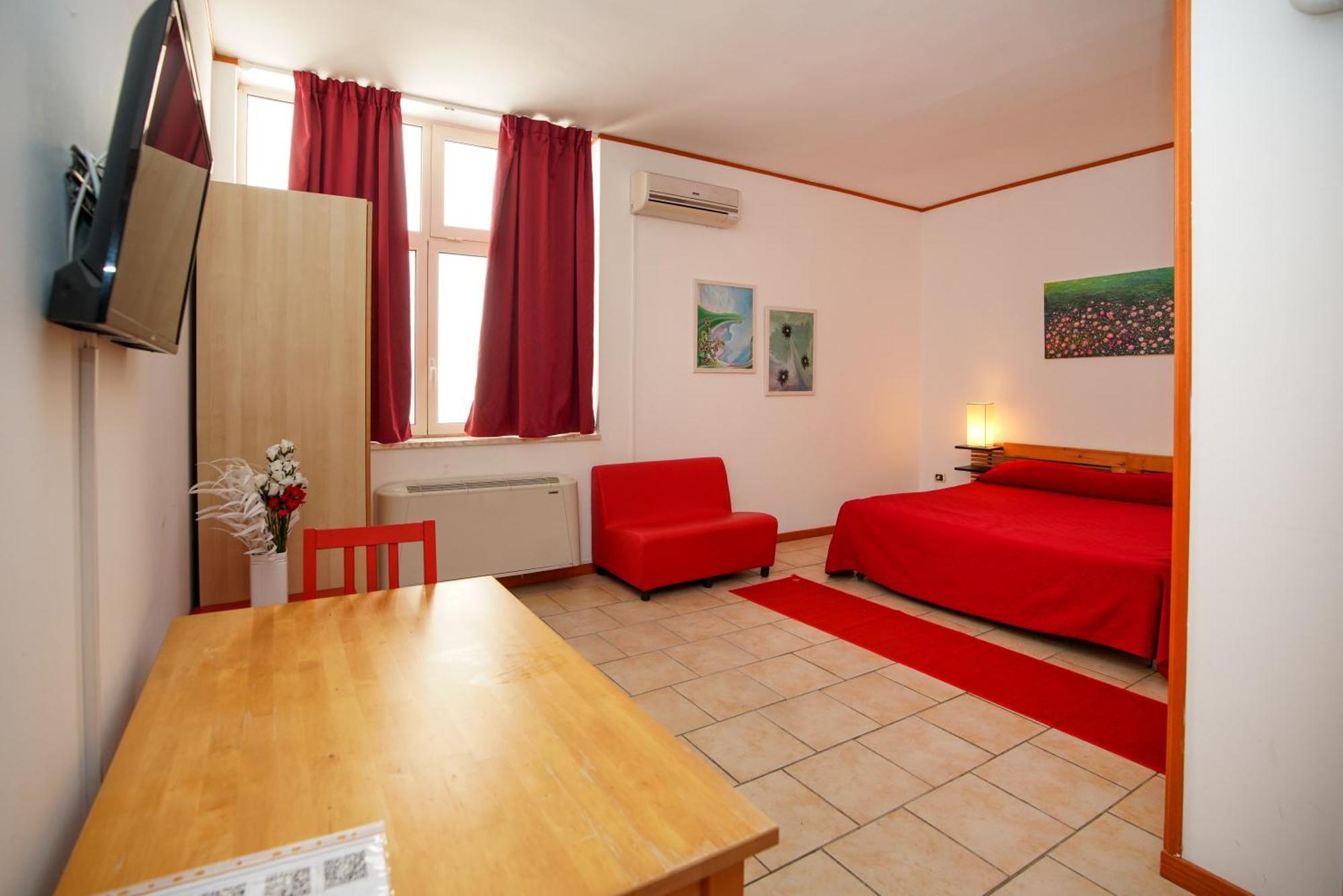 Aparthotel Lupiae *
