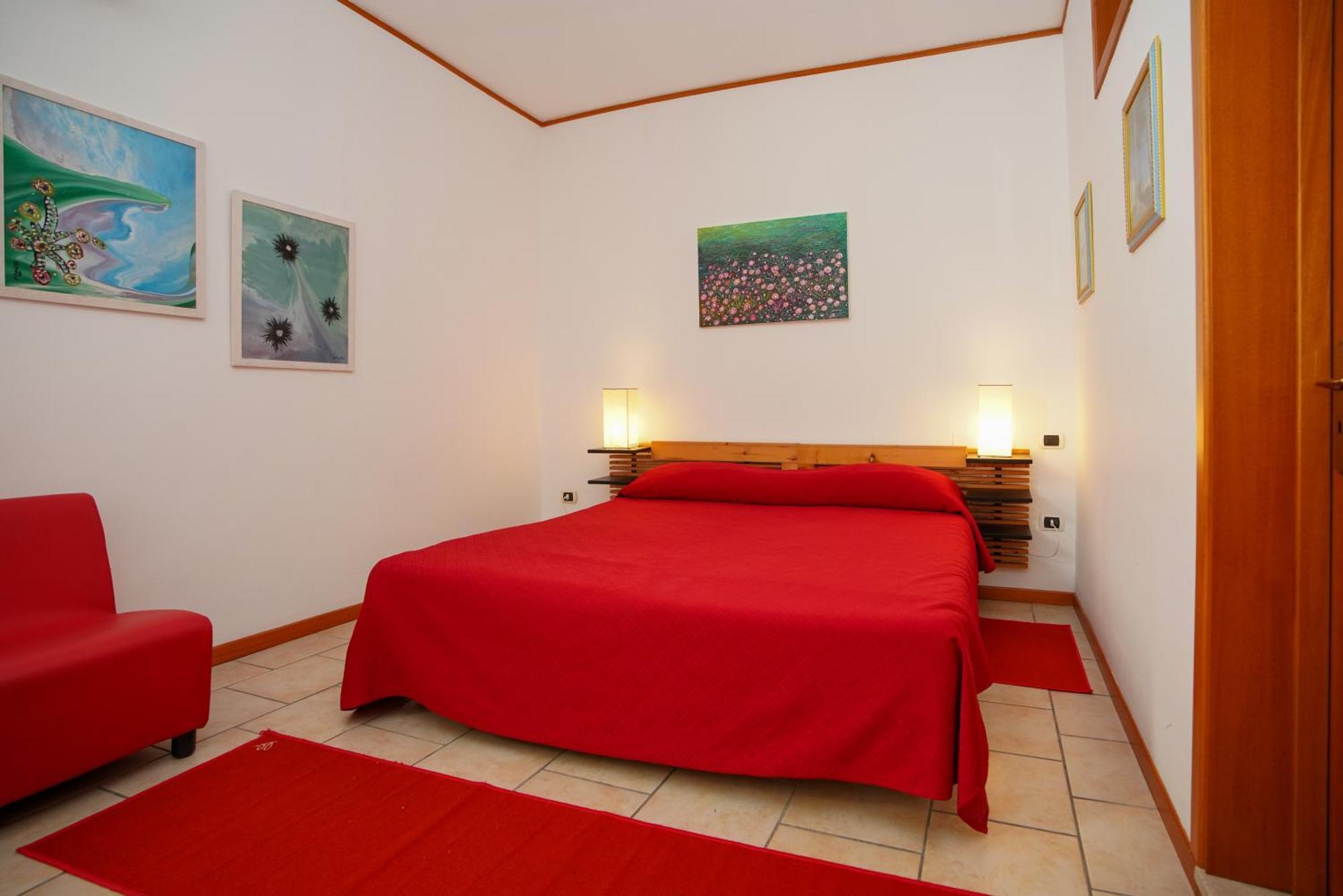 Aparthotel Lupiae