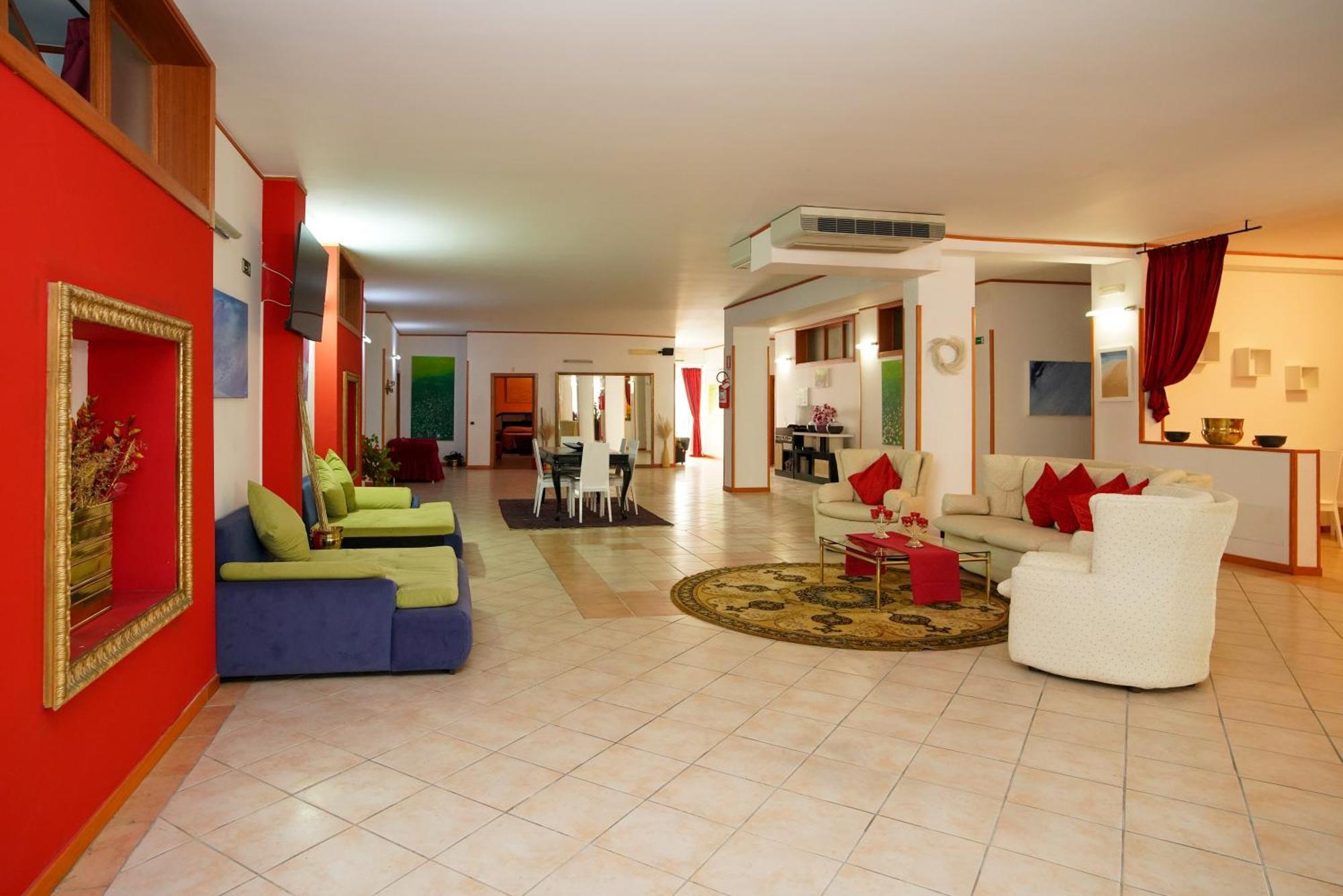 Lupiae Aparthotel *