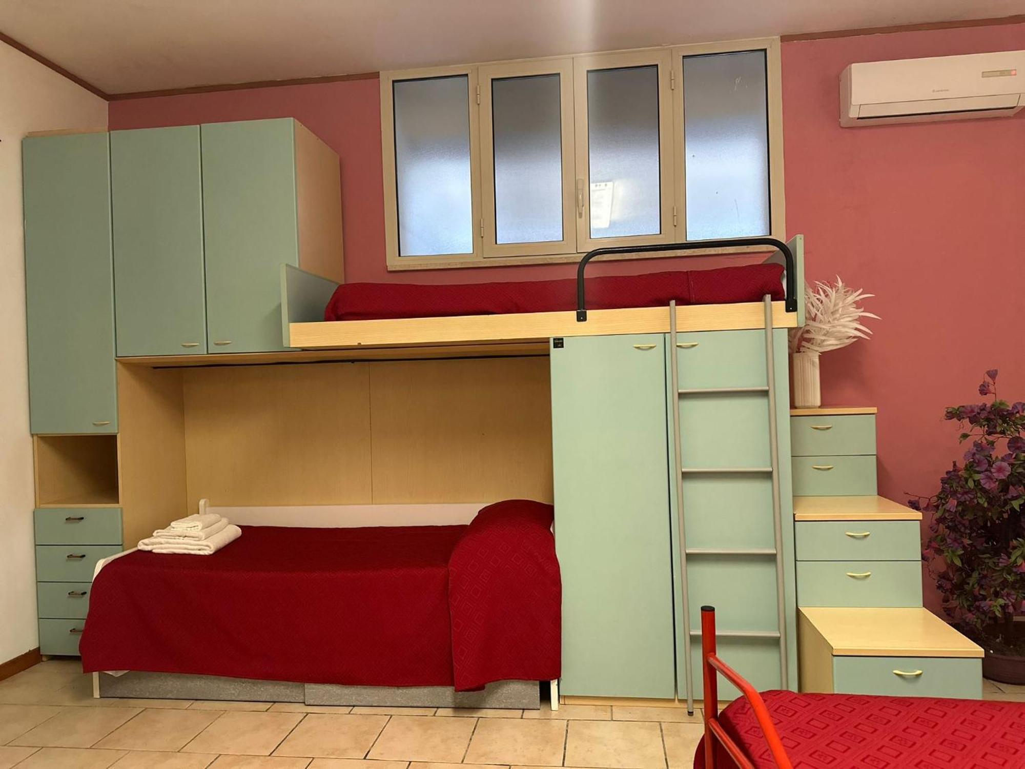 Aparthotel Lupiae